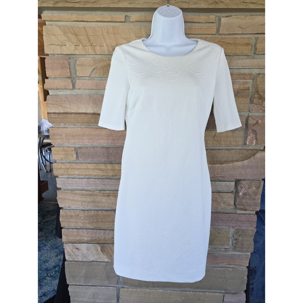 Tommy Hilfiger White Textured Sheath Dress Size 2 Fully Lined Elegant Classic